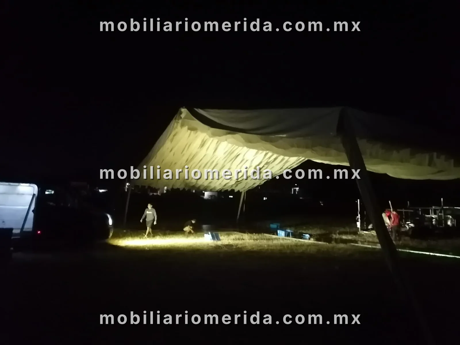 Renta carpas para eventos grandes al aire libre, Mega carpas (módulos de 9x9) en Mérida