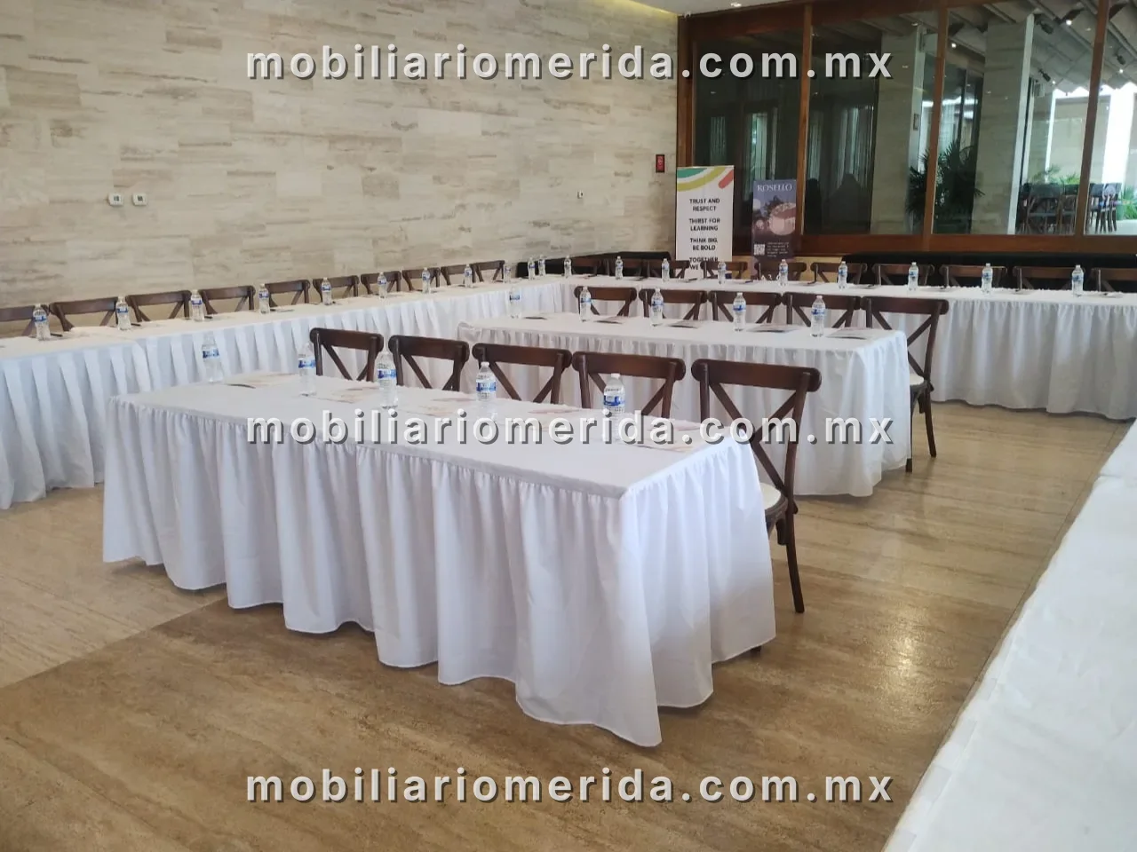 Rennnta de Mesas, sillas, manteles, cristaleria para reuniones corporativas y bodas, Mobiliario para bodas en Mérida