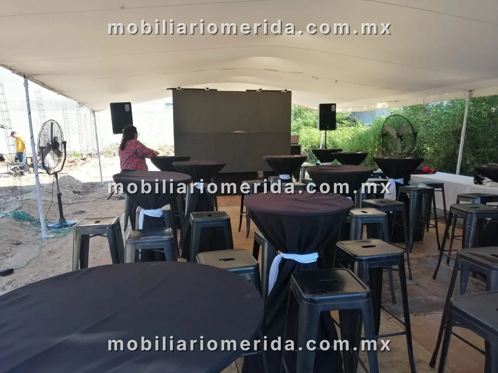 Renta de periqueras mesas altas para eventos: Carpas, Mesas periqueras en Mérida