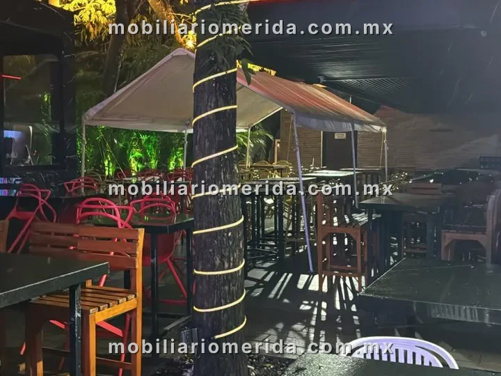Montaje real de mobiliario para eventos en Mérida