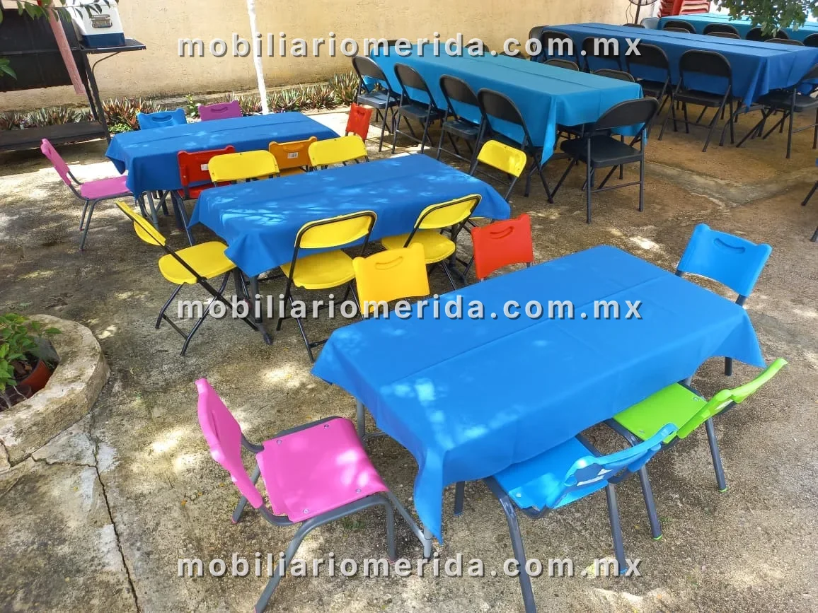 renta de mesas con manteles y sillas para fiestas infantiles en Mérida
